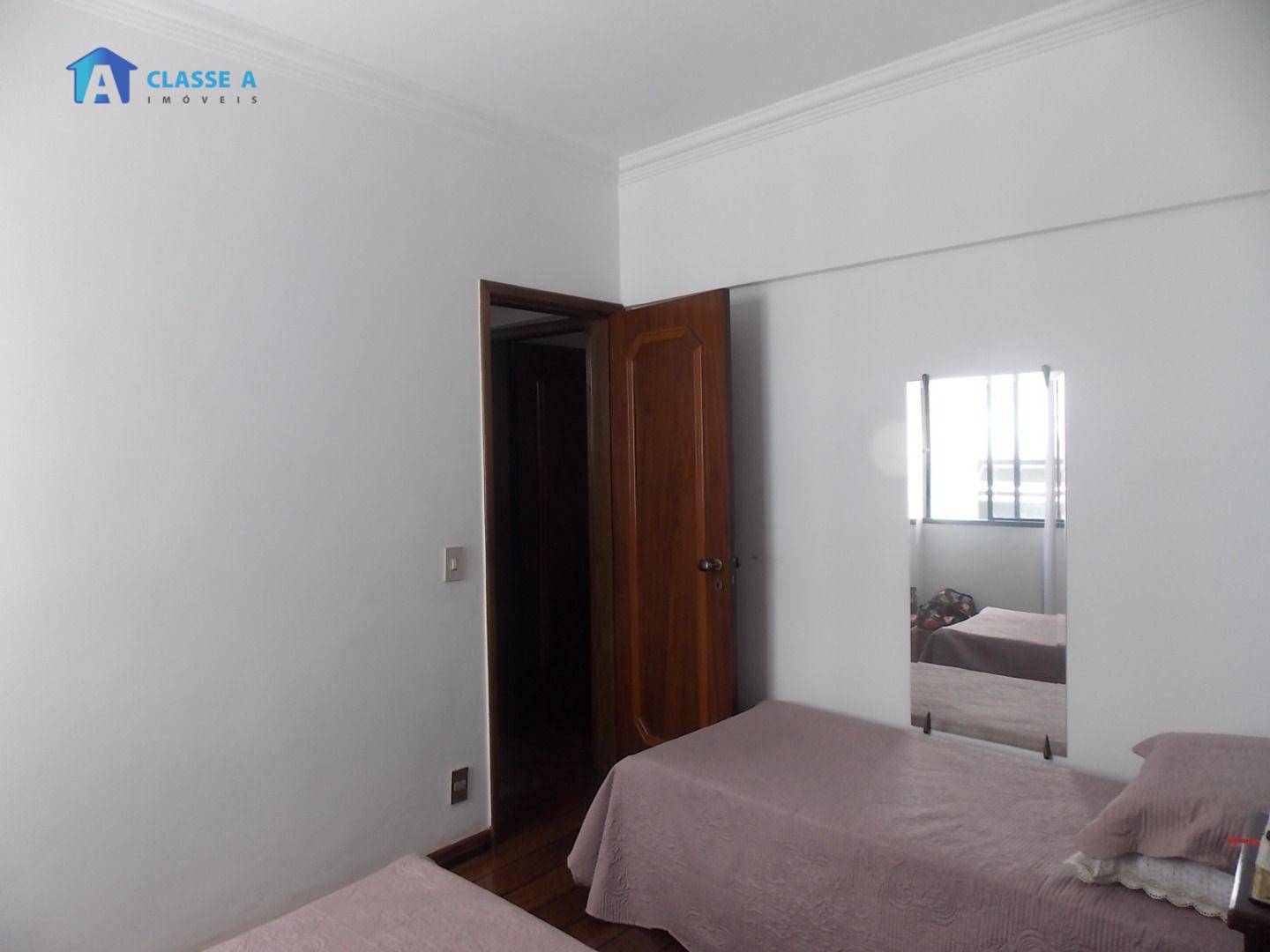 Apartamento à venda com 3 quartos, 120m² - Foto 19