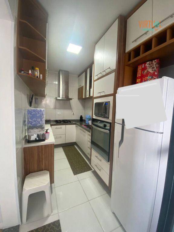 Apartamento à venda com 2 quartos, 56m² - Foto 7