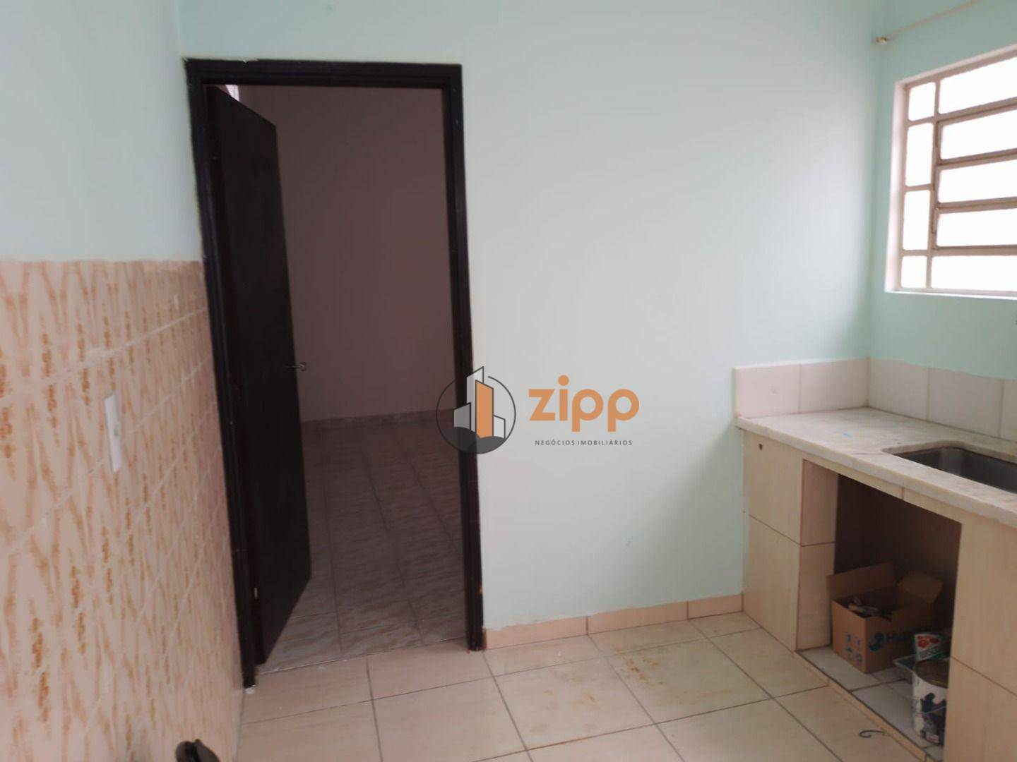 Sobrado à venda e aluguel com 3 quartos, 230m² - Foto 6