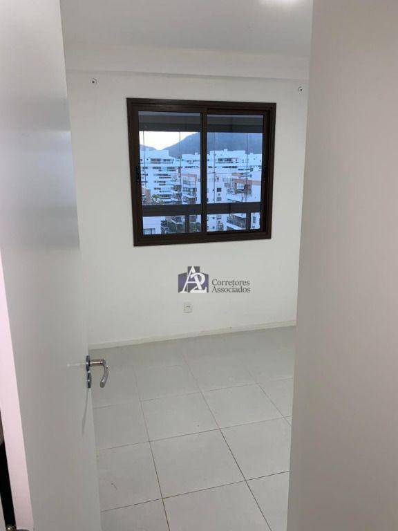 Apartamento à venda com 4 quartos, 119m² - Foto 31