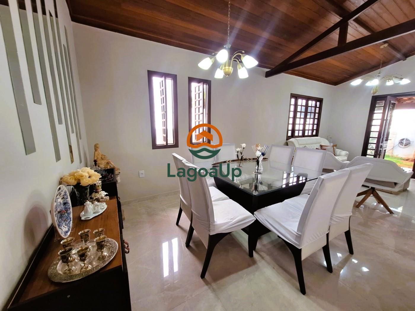 Casa à venda com 3 quartos, 238m² - Foto 8