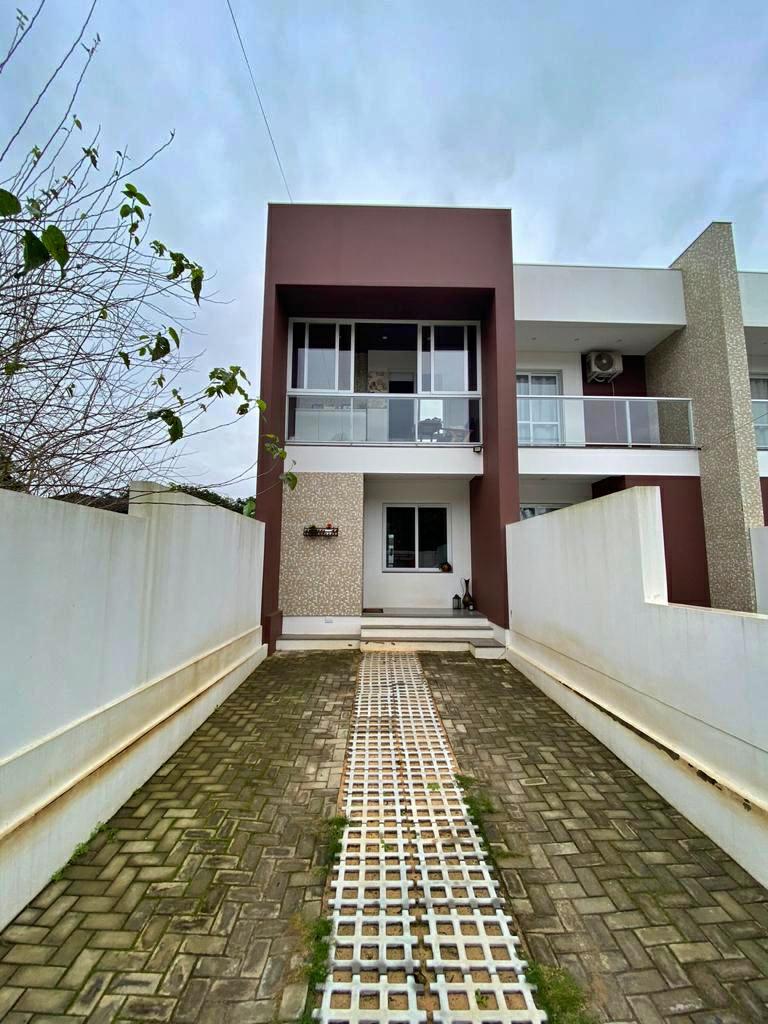 Sobrado à venda com 2 quartos, 94m² - Foto 1