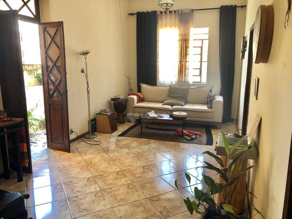 Casa à venda com 3 quartos, 140m² - Foto 4