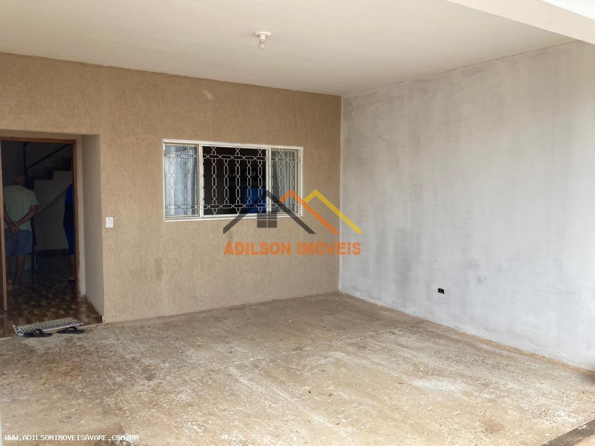 Casa à venda com 3 quartos, 200m² - Foto 3