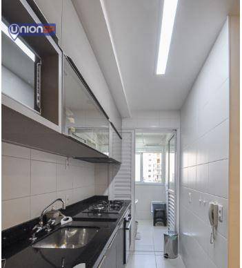 Apartamento à venda com 2 quartos, 76m² - Foto 9