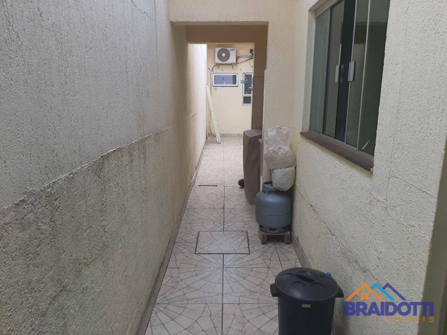 Casa à venda com 3 quartos, 110m² - Foto 11