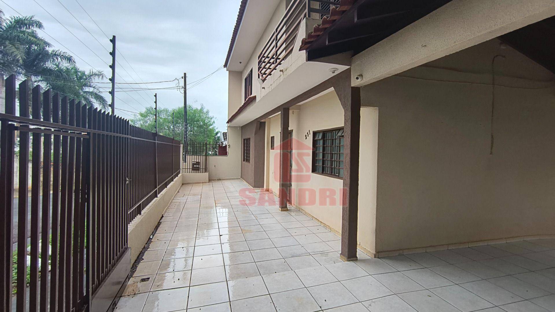 Casa, 2 quartos, 270 m² - Foto 2