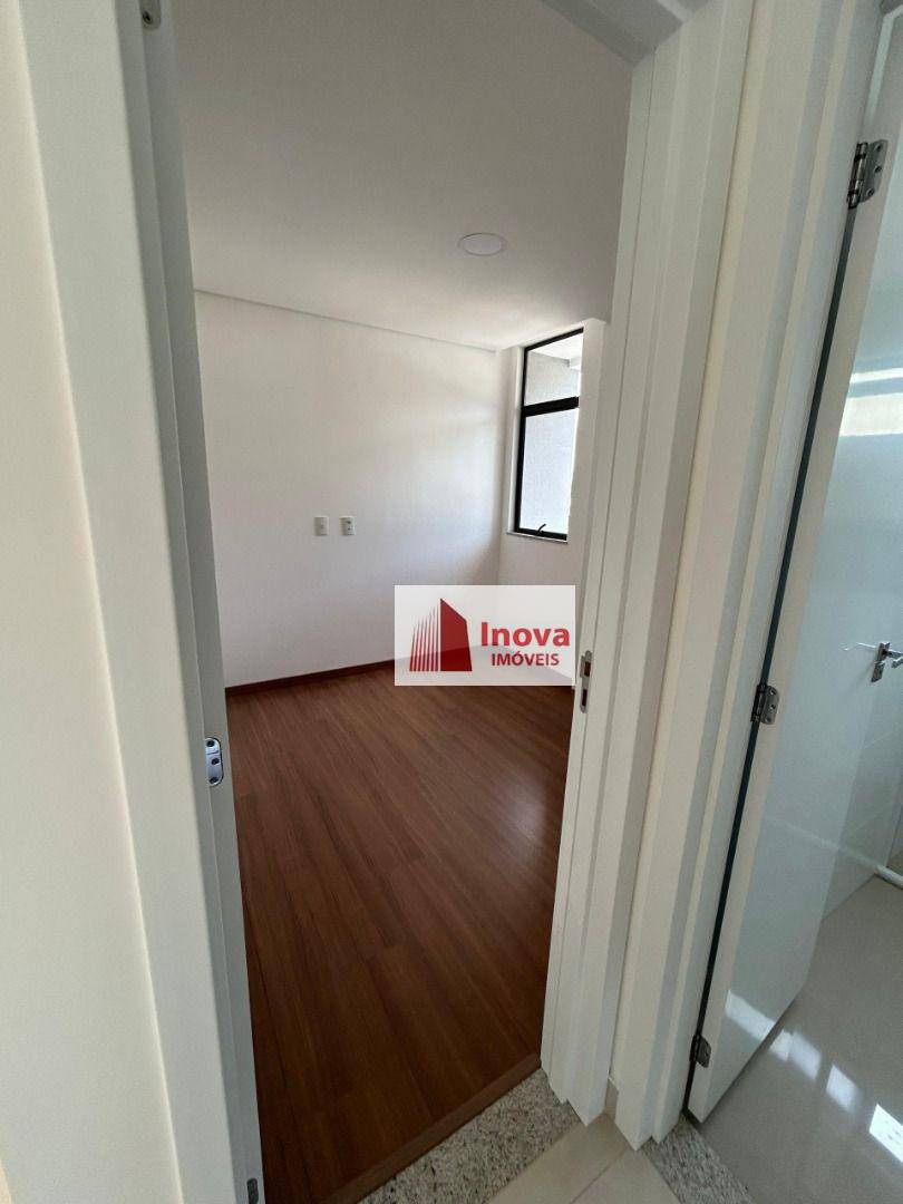 Apartamento à venda com 2 quartos, 72m² - Foto 13