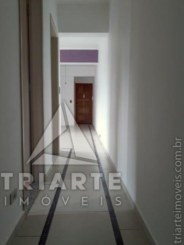 Apartamento à venda com 2 quartos, 68m² - Foto 6