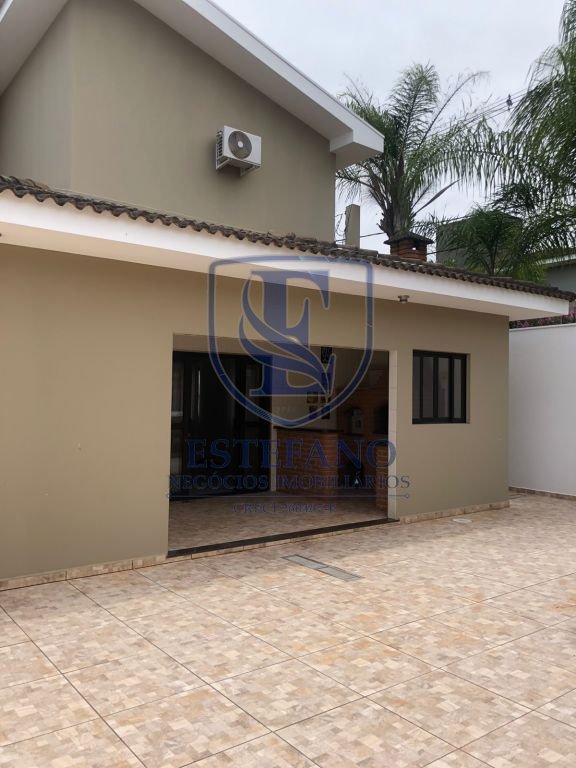 Casa para alugar com 3 quartos, 370m² - Foto 23