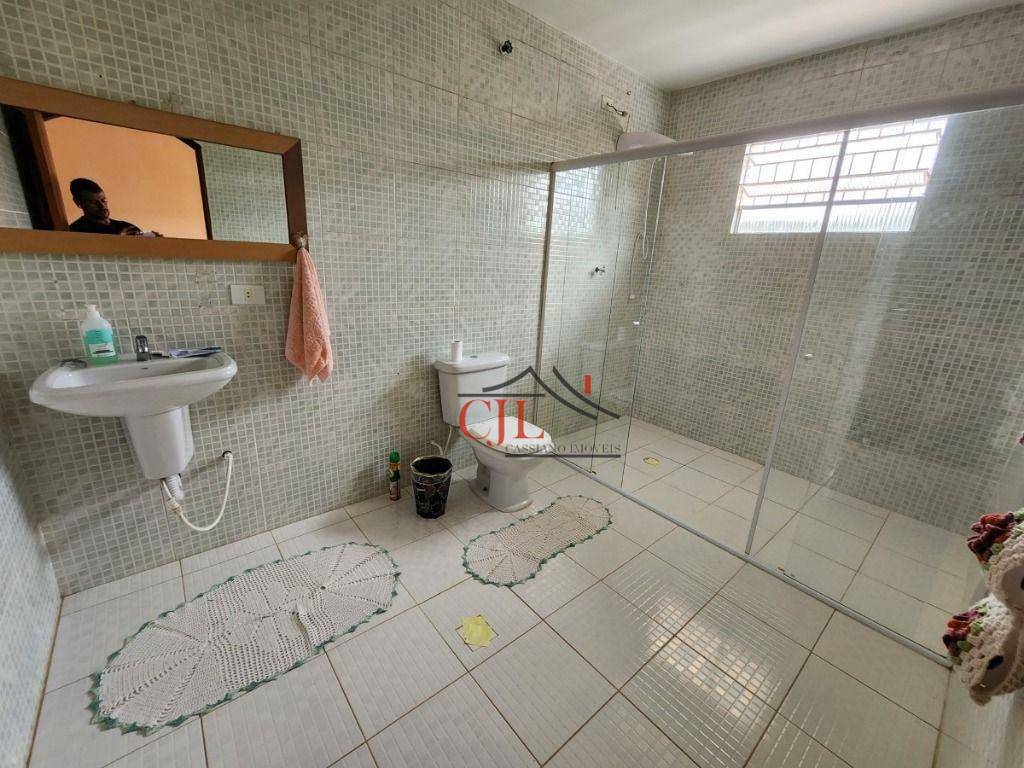 Chácara à venda com 4 quartos, 2500M2 - Foto 7