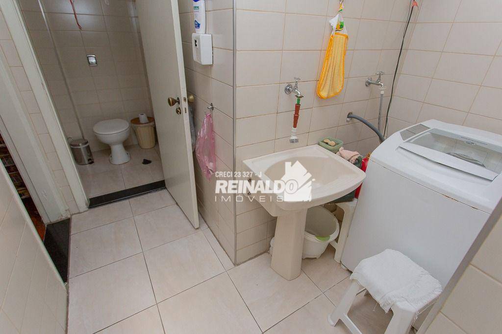 Apartamento à venda com 3 quartos, 234m² - Foto 16