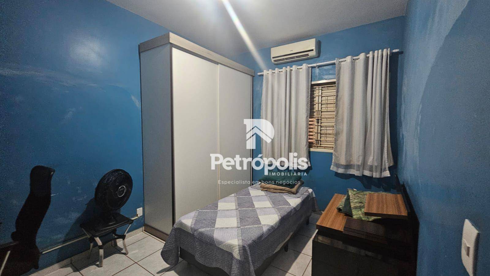 Casa à venda com 3 quartos, 260m² - Foto 8