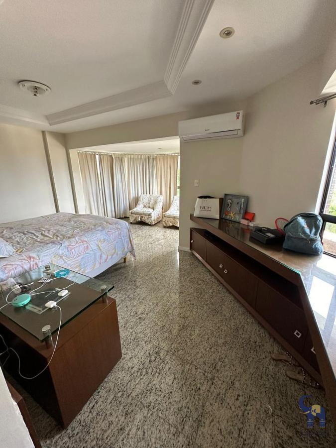 Apartamento para alugar com 4 quartos, 255m² - Foto 5