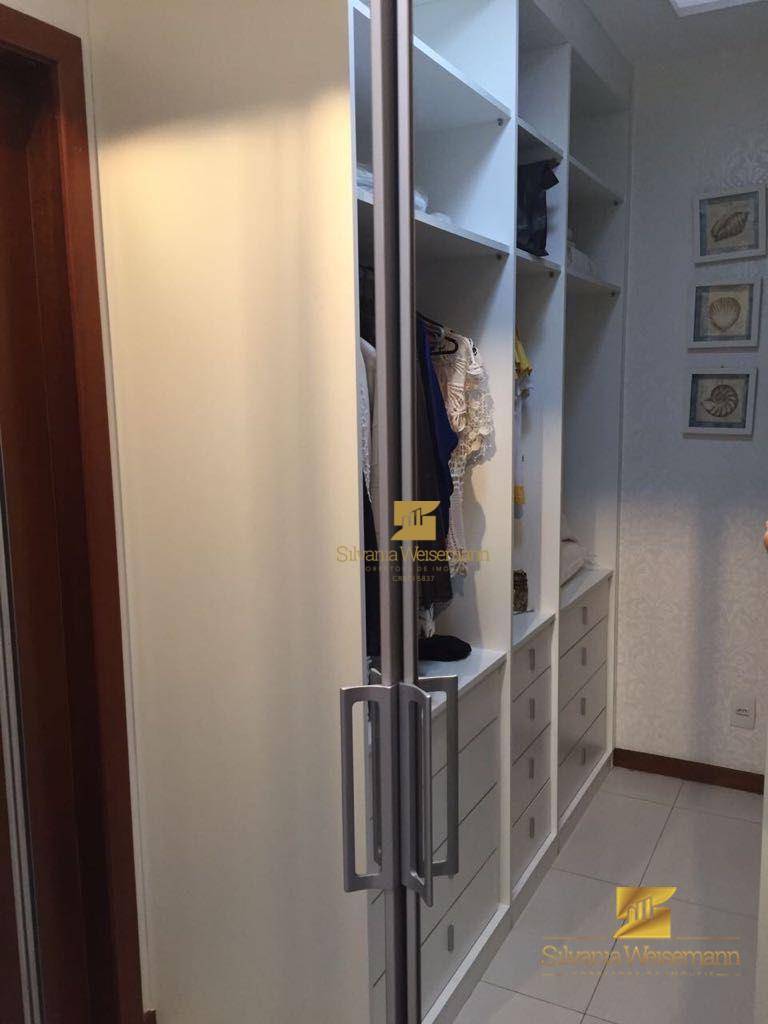 Apartamento à venda com 4 quartos, 215m² - Foto 20