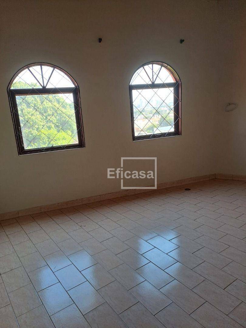 Casa para alugar com 3 quartos, 180m² - Foto 15