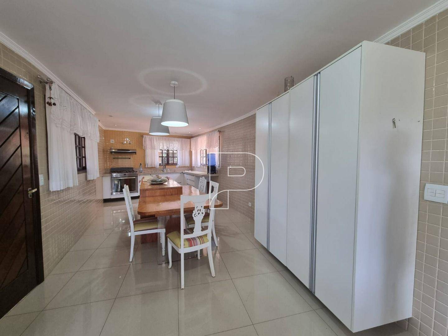 Casa à venda e aluguel com 4 quartos, 570m² - Foto 12