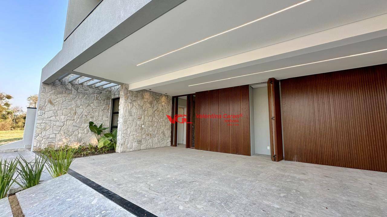 Sobrado à venda com 3 quartos, 387m² - Foto 4