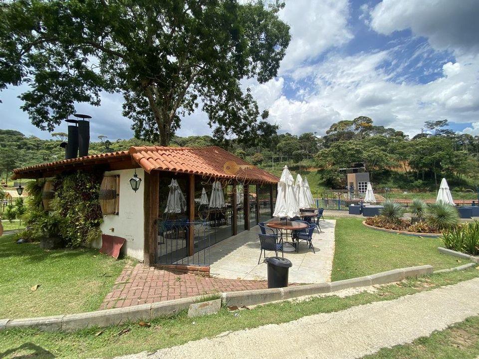 Terreno à venda com 1 quarto, 586m² - Foto 10