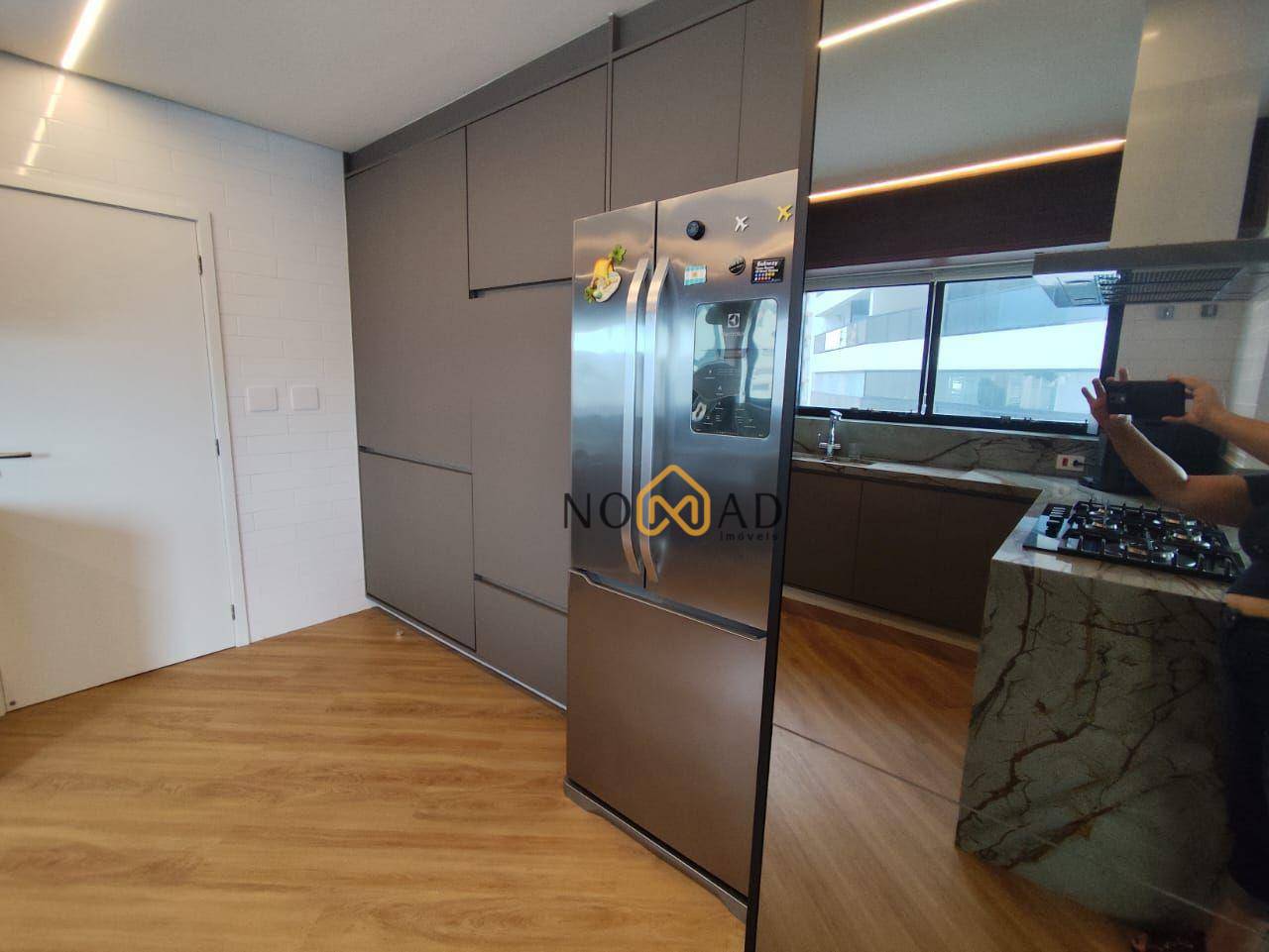 Apartamento à venda com 5 quartos, 360m² - Foto 30