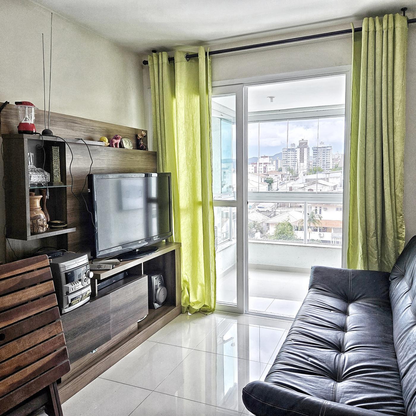 Apartamento à venda com 2 quartos, 68m² - Foto 9
