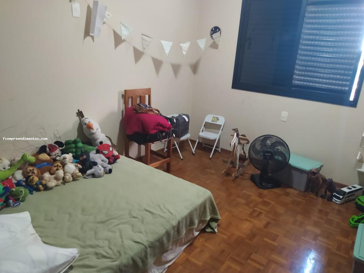 Apartamento à venda com 4 quartos, 250m² - Foto 10