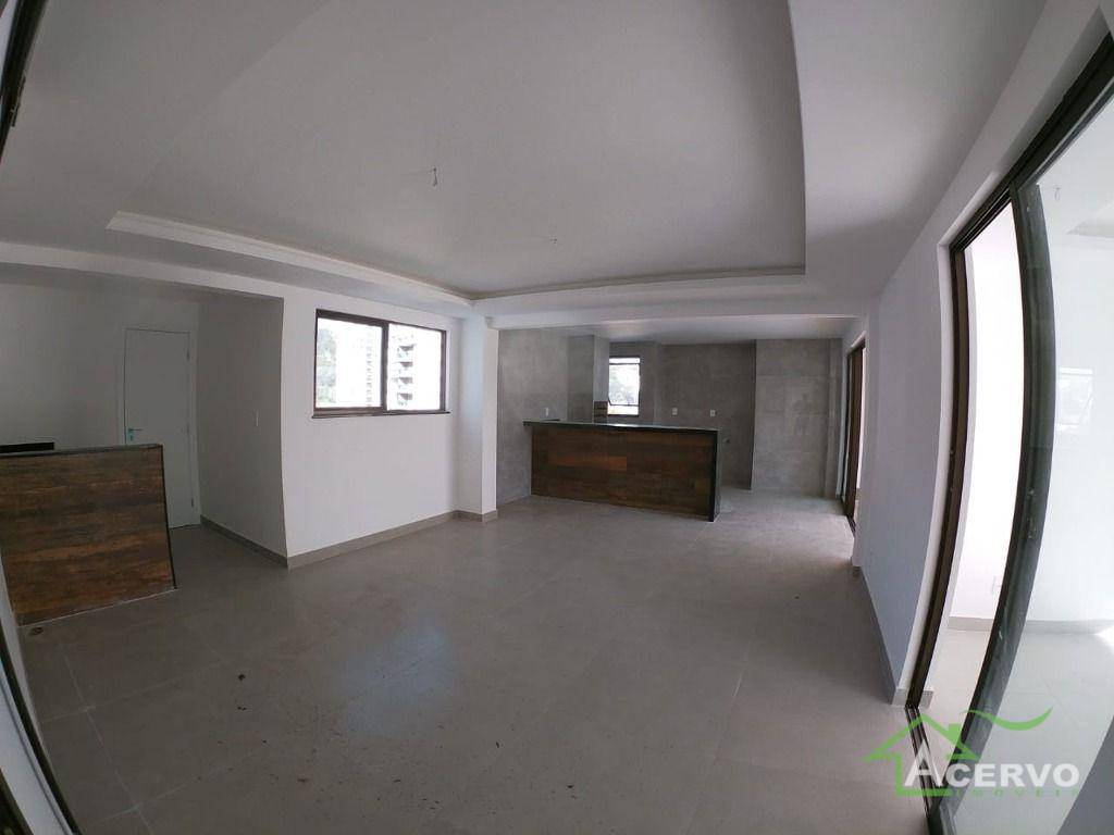 Apartamento à venda com 3 quartos, 160m² - Foto 6