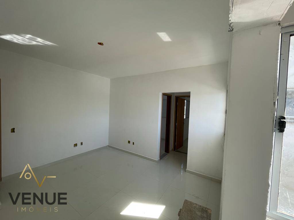 Apartamento à venda com 2 quartos, 40m² - Foto 3