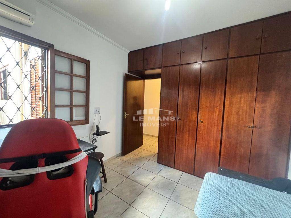 Casa à venda com 2 quartos, 88m² - Foto 9