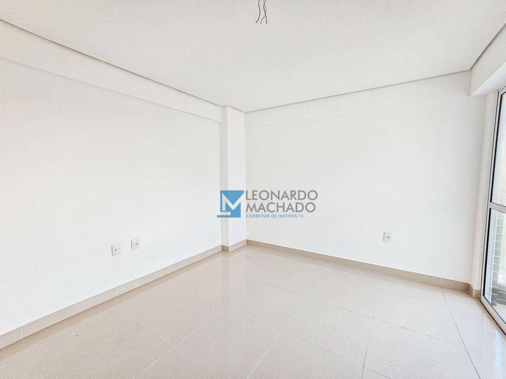 Apartamento à venda com 4 quartos, 165m² - Foto 3