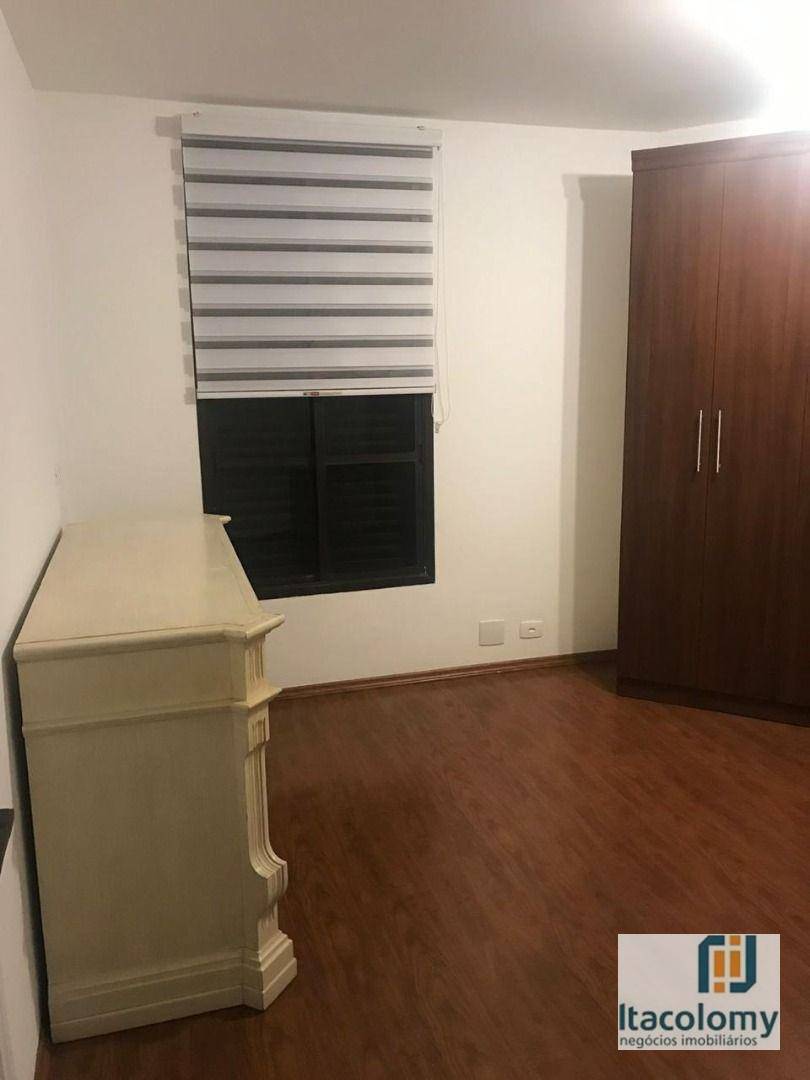 Apartamento para alugar com 3 quartos, 350m² - Foto 21