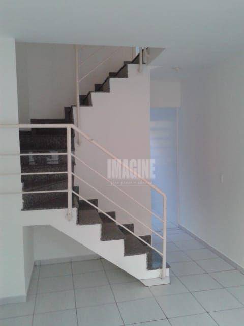 Sobrado à venda com 2 quartos, 67m² - Foto 3