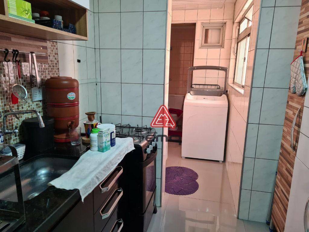 Apartamento à venda com 2 quartos, 55m² - Foto 4