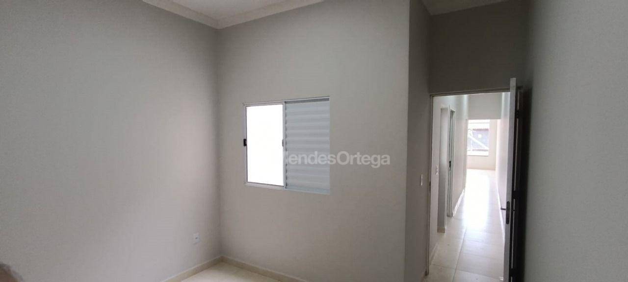 Casa à venda com 2 quartos, 51m² - Foto 13