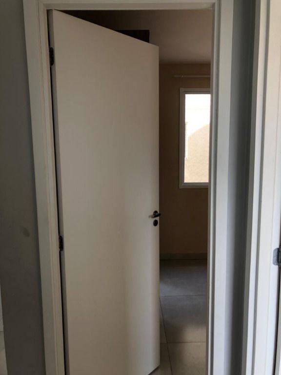 Apartamento à venda com 2 quartos, 37m² - Foto 11