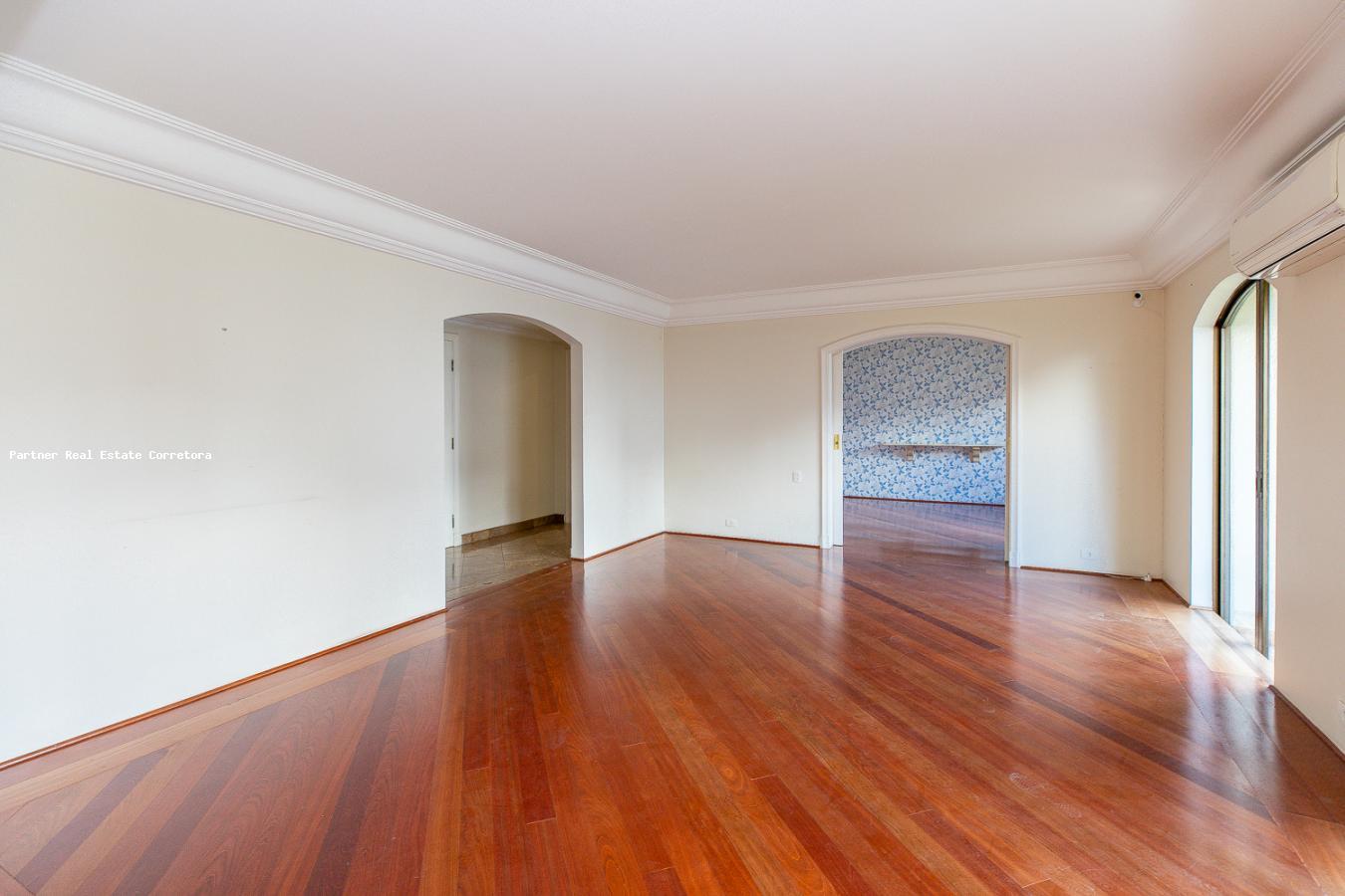 Apartamento à venda com 3 quartos, 203m² - Foto 15