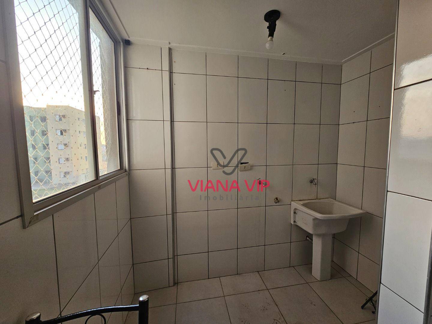 Apartamento à venda com 2 quartos, 76m² - Foto 4