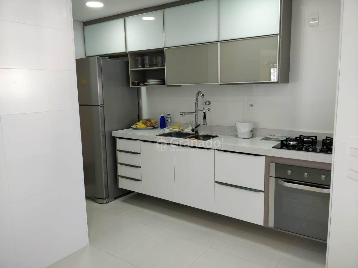 Apartamento à venda com 3 quartos, 96m² - Foto 10