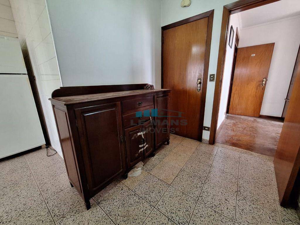 Apartamento à venda com 2 quartos, 68m² - Foto 2