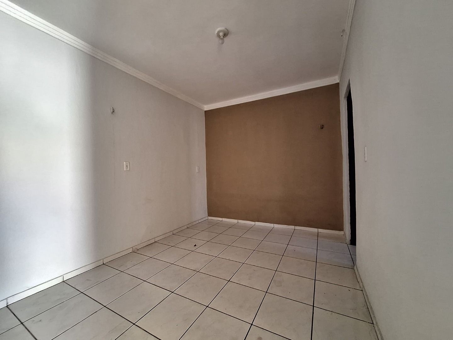 Casa para alugar com 2 quartos, 62m² - Foto 4