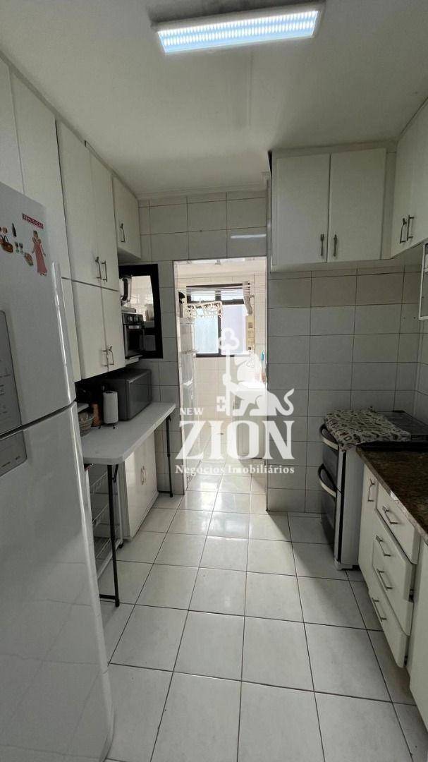 Apartamento à venda com 3 quartos, 80m² - Foto 21