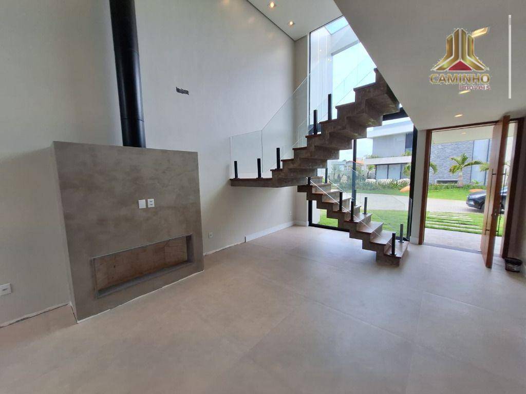 Casa de Condomínio à venda com 4 quartos, 241m² - Foto 20