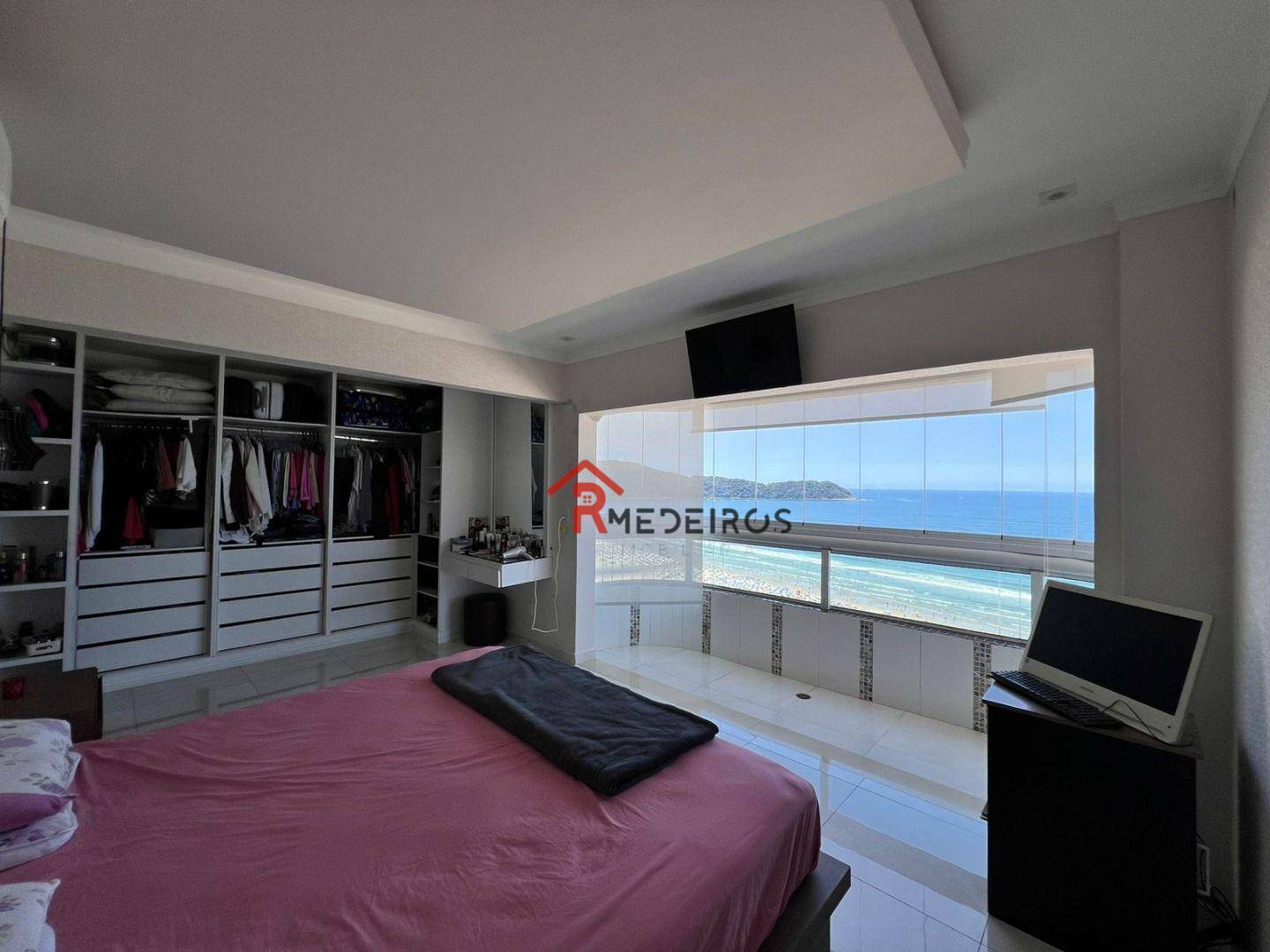 Apartamento à venda com 3 quartos, 154m² - Foto 2