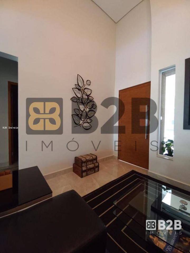Casa à venda com 3 quartos, 150m² - Foto 14