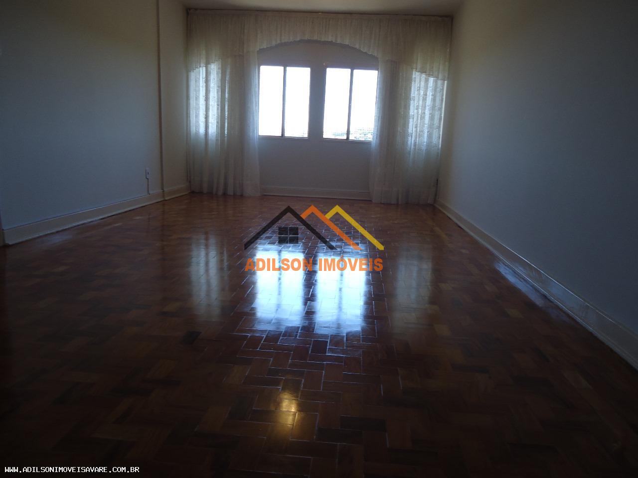 Apartamento à venda com 3 quartos, 143m² - Foto 2