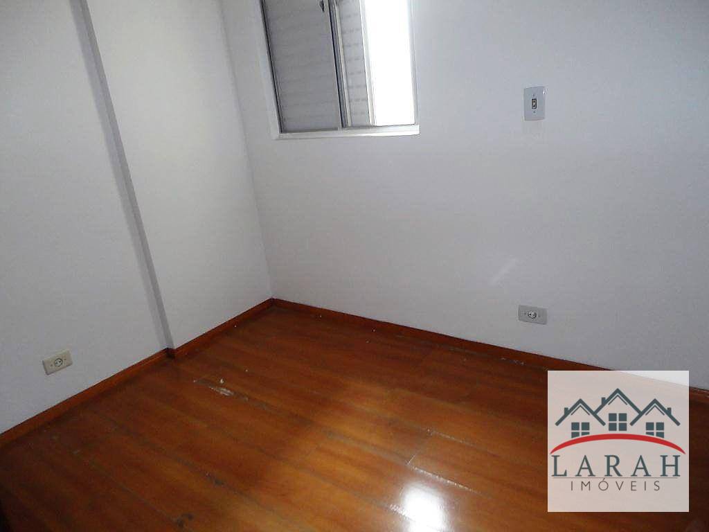 Apartamento para alugar com 3 quartos, 74m² - Foto 8