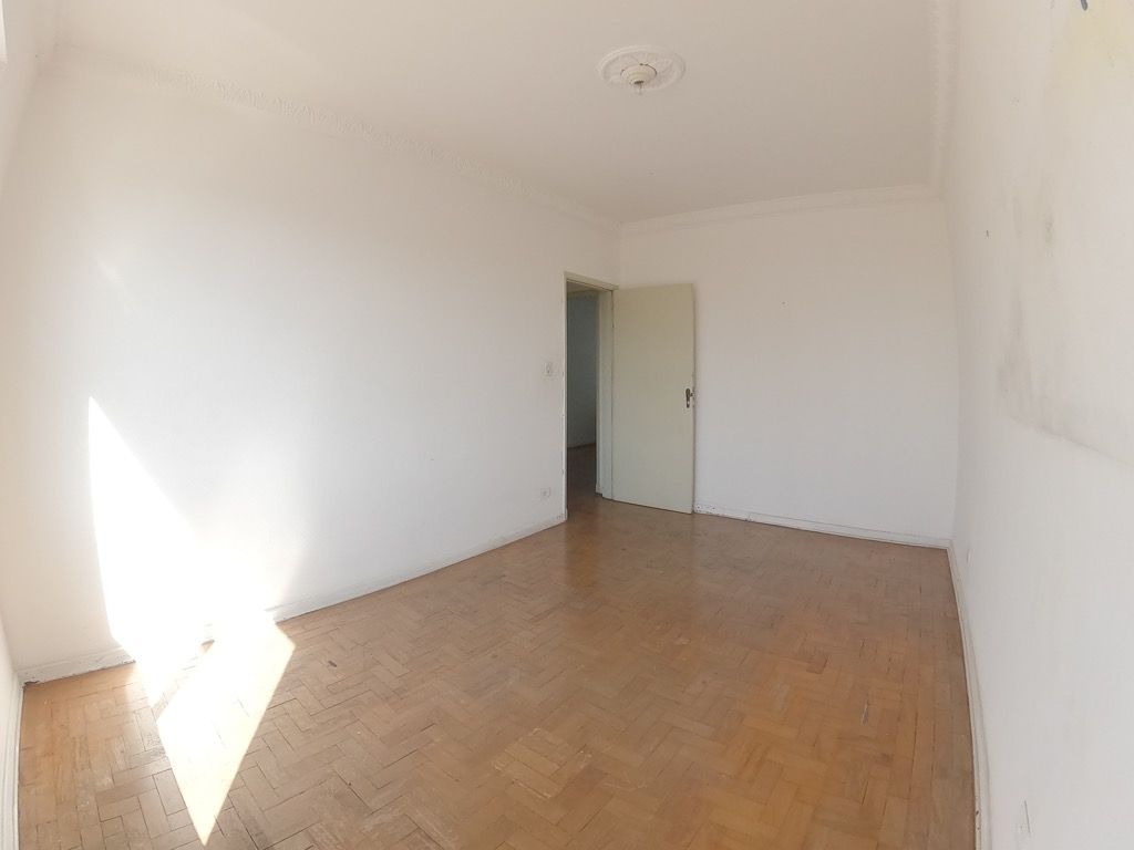 Apartamento à venda com 2 quartos, 67m² - Foto 13