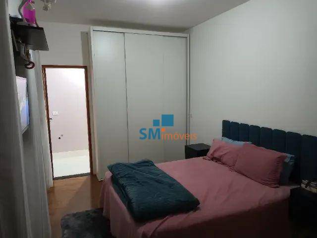 Sobrado à venda com 3 quartos, 200m² - Foto 15