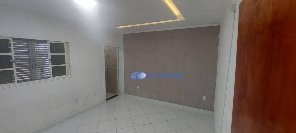 Casa à venda com 2 quartos, 68m² - Foto 9