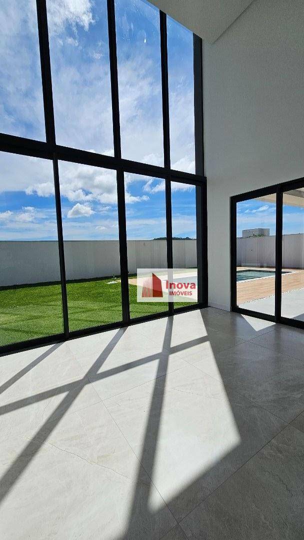 Casa de Condomínio à venda com 4 quartos, 443m² - Foto 5